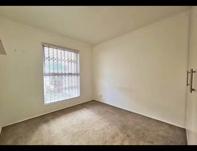 2 bed property to rent in RONDEBOSCH